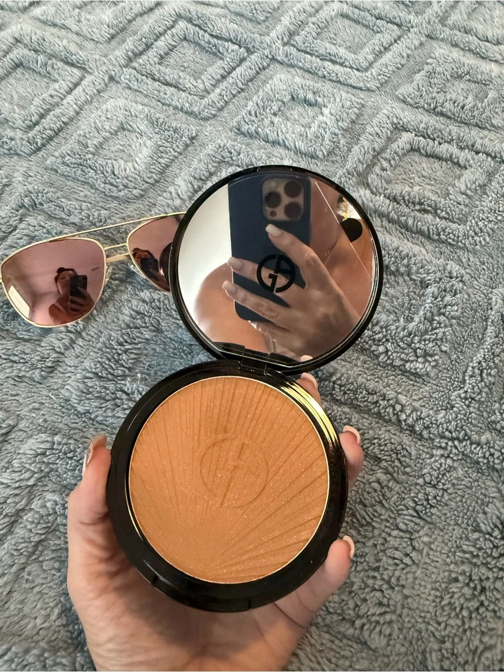 GIORGIO ARMANI 2026 BRONZER HIGHLIGHTER / nottt shiny !!  A must !!! with my $